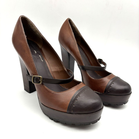 Vintage MIA 'Hawthorne' Two Tone Faux Leather Chunky Heel Mary Jane Pumps 8.5M - Picture 2 of 16